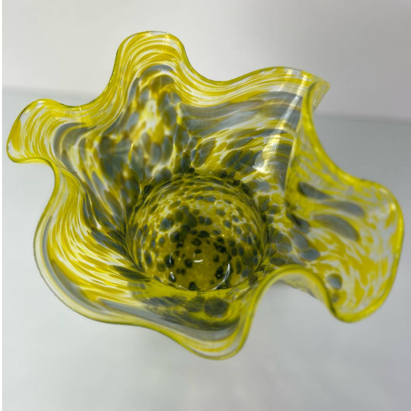 Mid Century Modern Yellow Glass - Picture 5 of 8